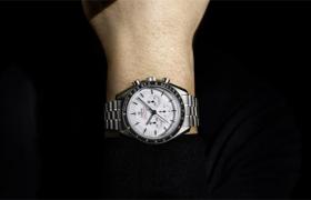 揭秘欧米茄手表发条反向拧动：专业解决策略与深度解析